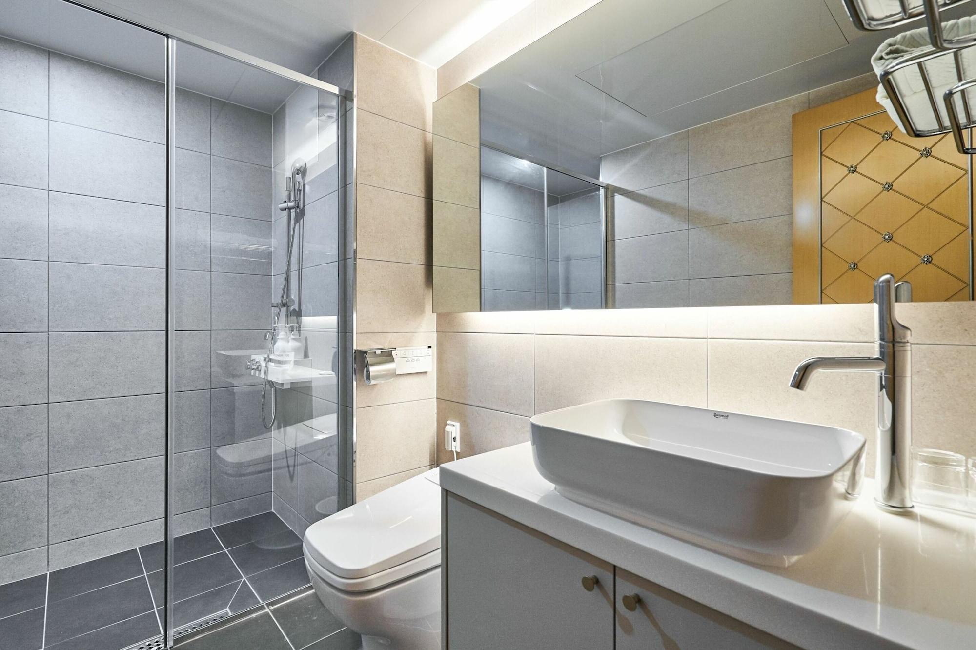 The Koryo Hotel Bucheon Esterno foto